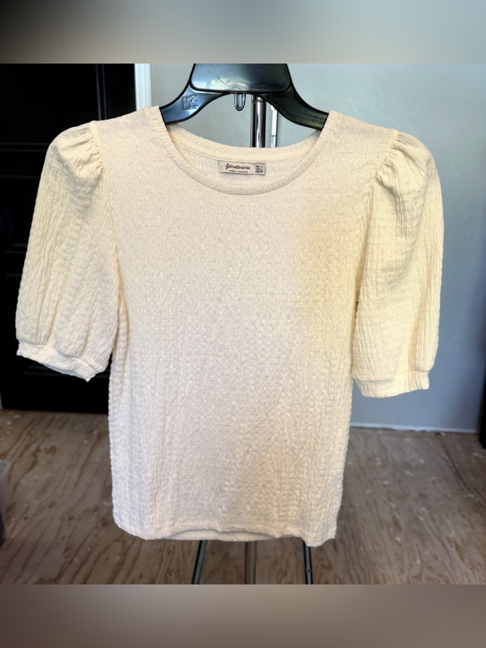 stradivarius Cream Puff Sleeve Knit Tee - Picture 4 of 6